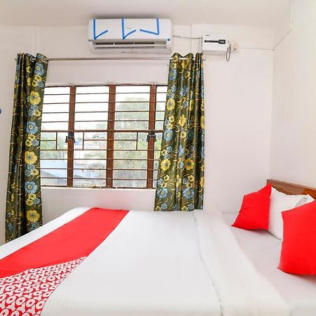 Oyo 40893 Hotel Lotus Guwahati Zewnętrze zdjęcie