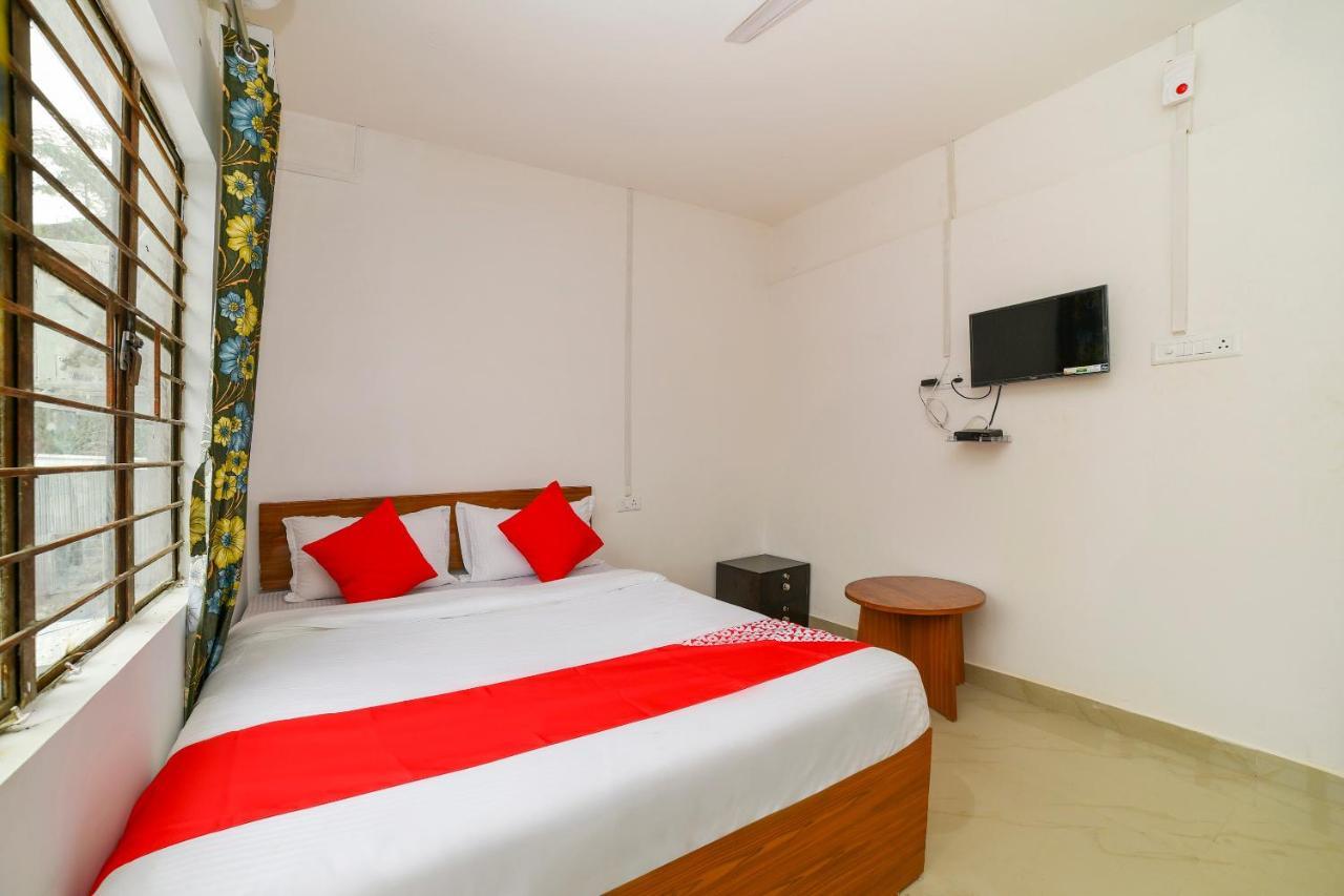 Oyo 40893 Hotel Lotus Guwahati Zewnętrze zdjęcie