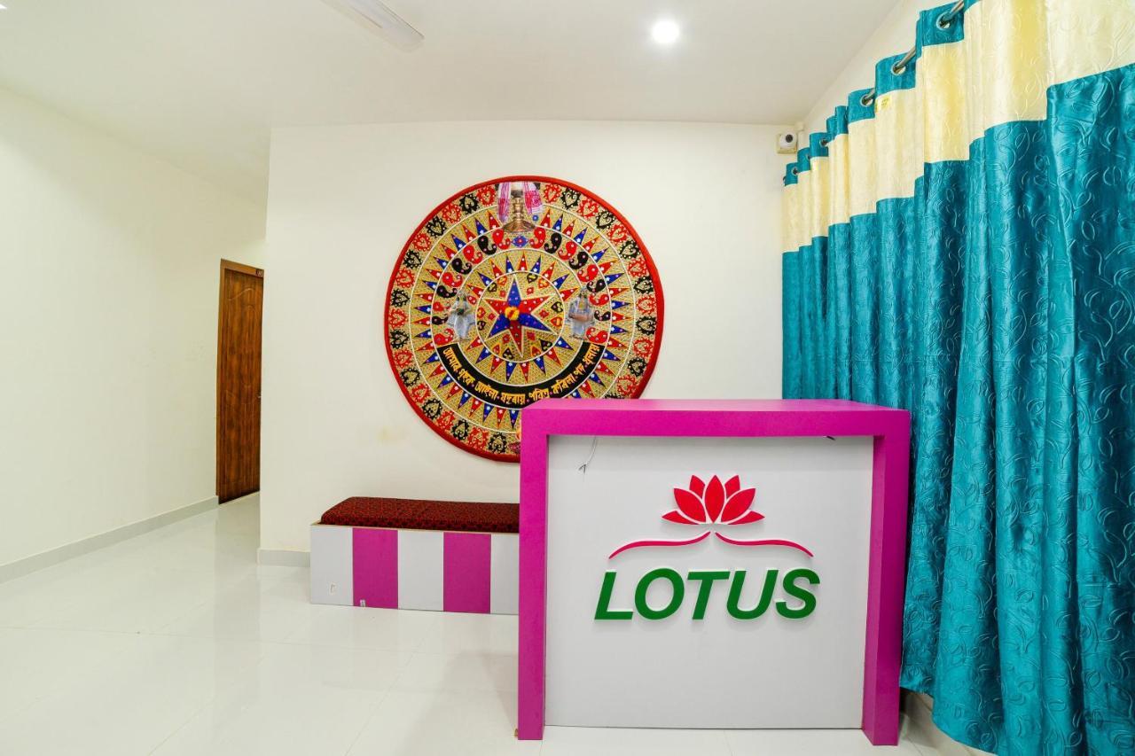 Oyo 40893 Hotel Lotus Guwahati Zewnętrze zdjęcie