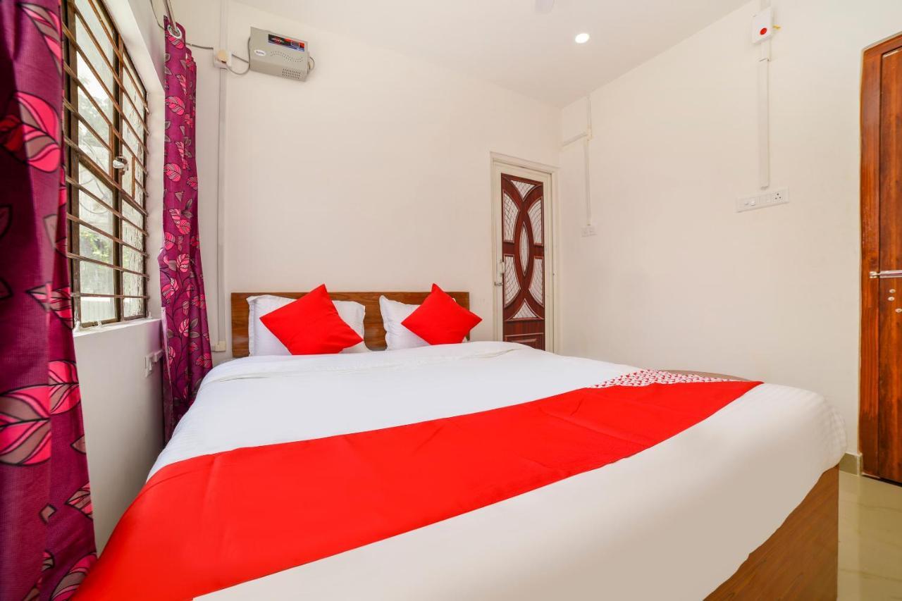 Oyo 40893 Hotel Lotus Guwahati Zewnętrze zdjęcie