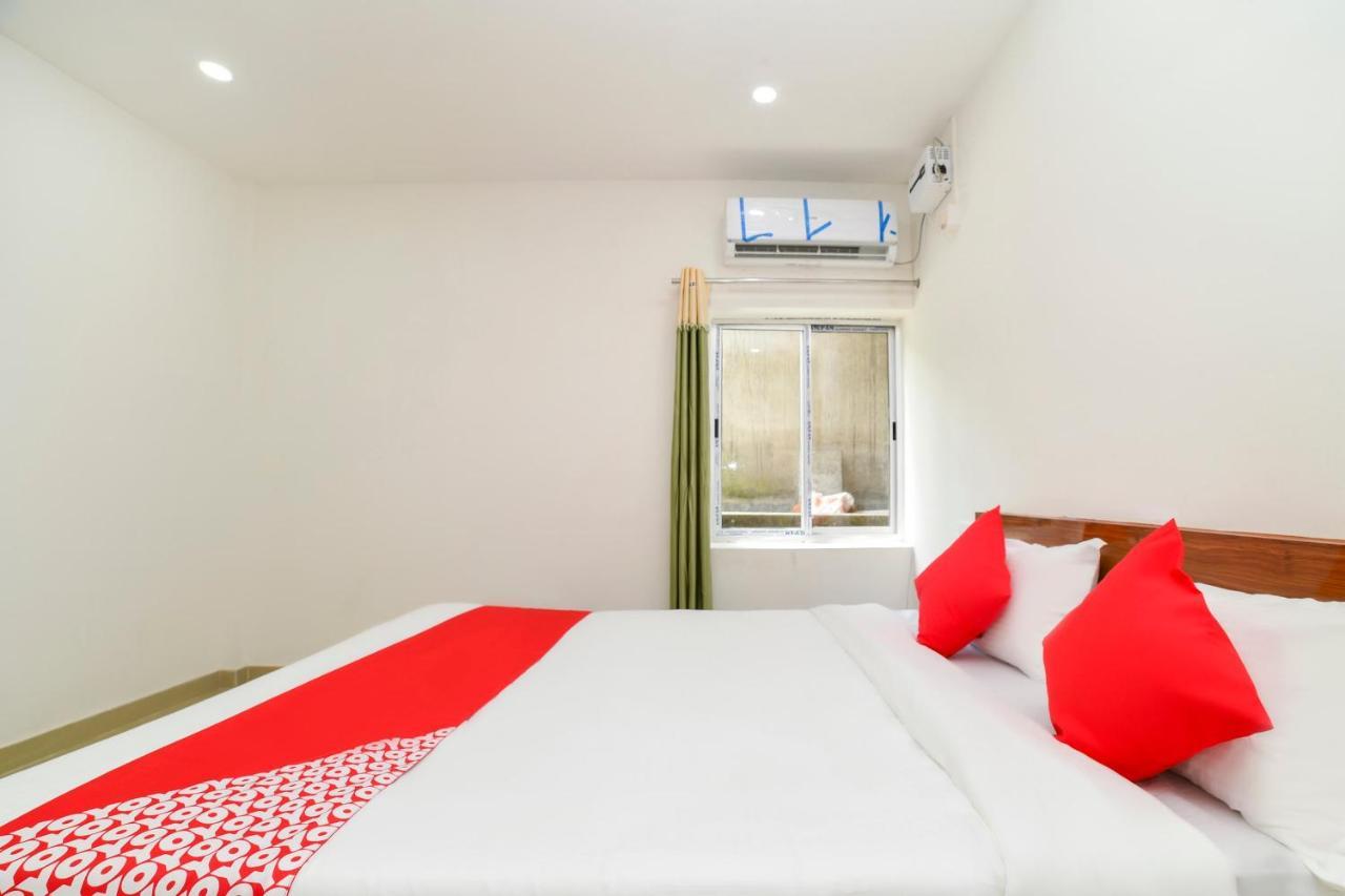 Oyo 40893 Hotel Lotus Guwahati Zewnętrze zdjęcie
